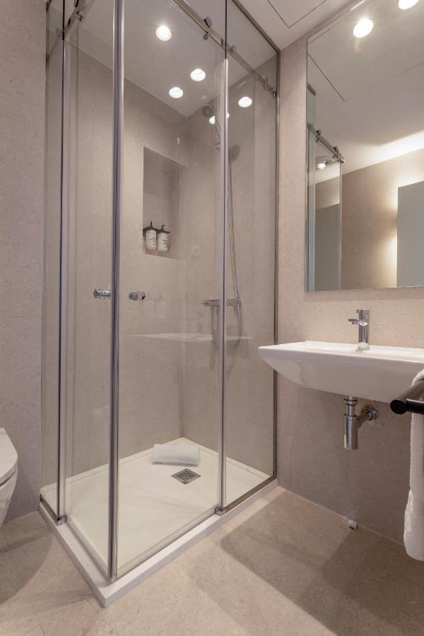 Uma Suites O'Donnell Madrid Extérieur photo