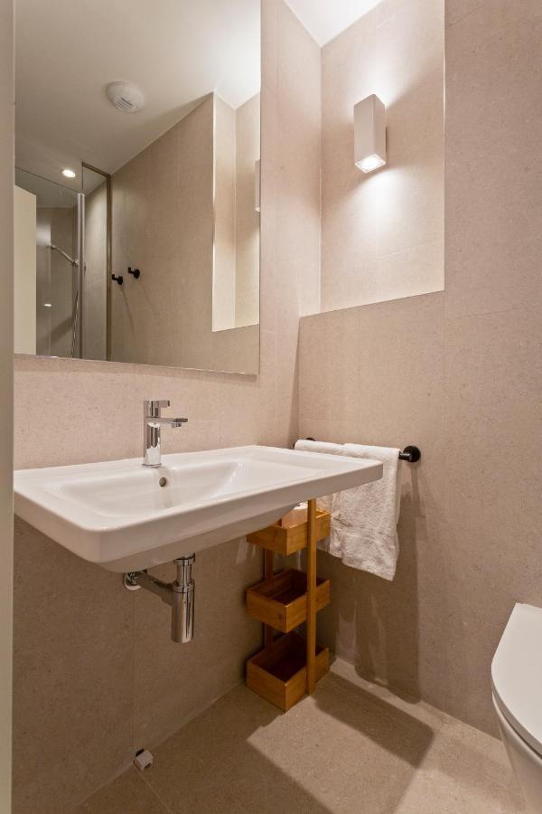 Uma Suites O'Donnell Madrid Extérieur photo
