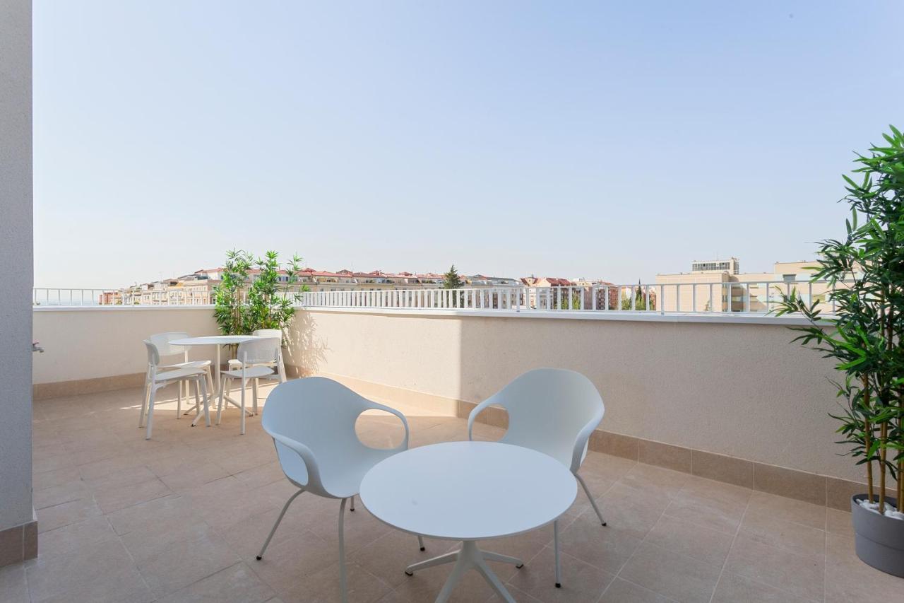 Uma Suites O'Donnell Madrid Extérieur photo