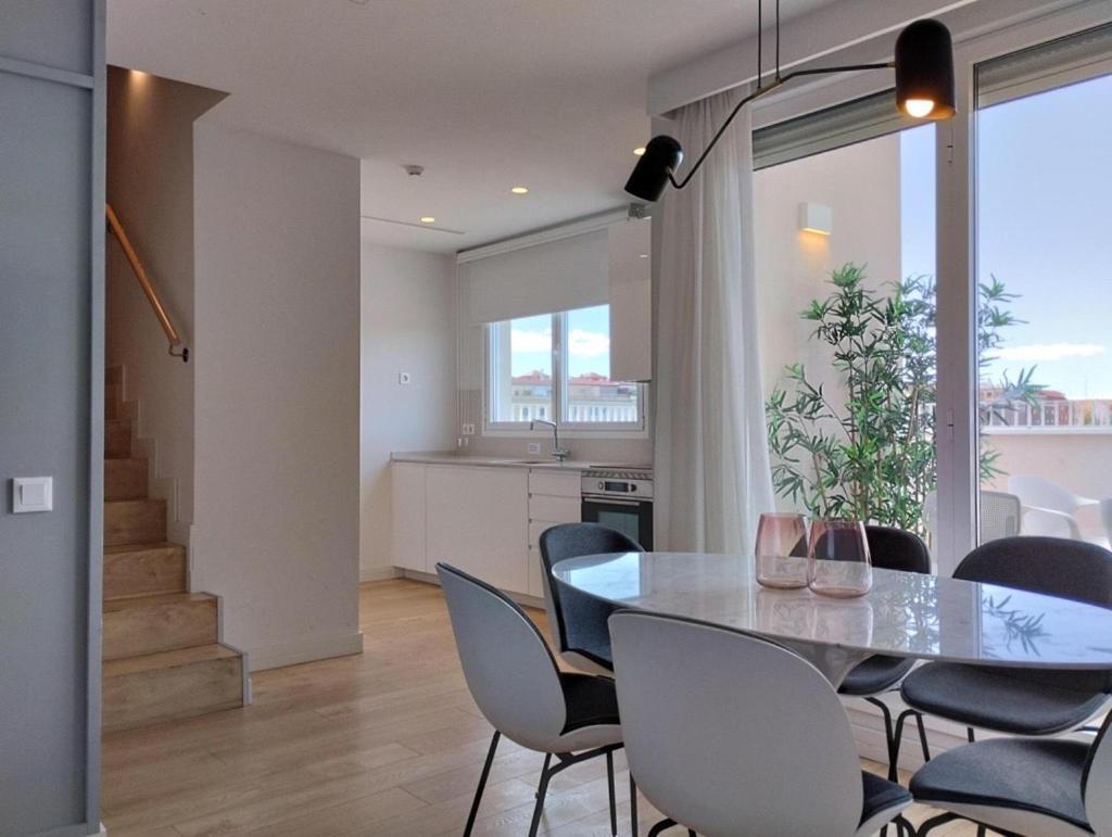 Uma Suites O'Donnell Madrid Extérieur photo
